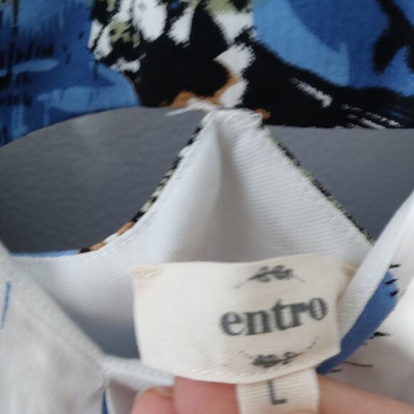 Entro Dress   - Picture 6 of 10